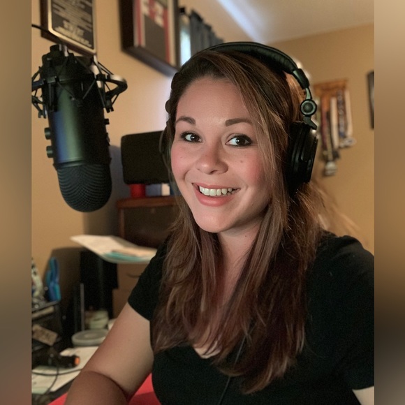 Posh Ambassador💋 Angela 🧜🏻‍♀️ - Picture 14 of 15